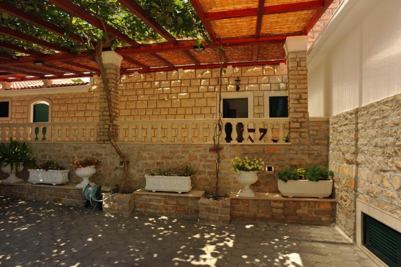 Villa Anni Sutivan Exterior foto