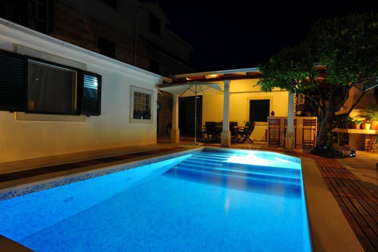 Villa Anni Sutivan Exterior foto